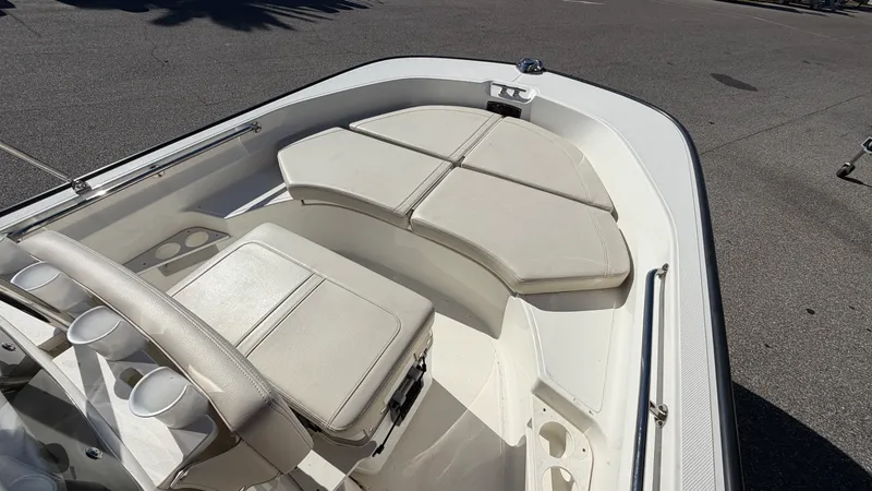 Slide: The Image of Boston Whaler 170 Montauk 2025 - 11