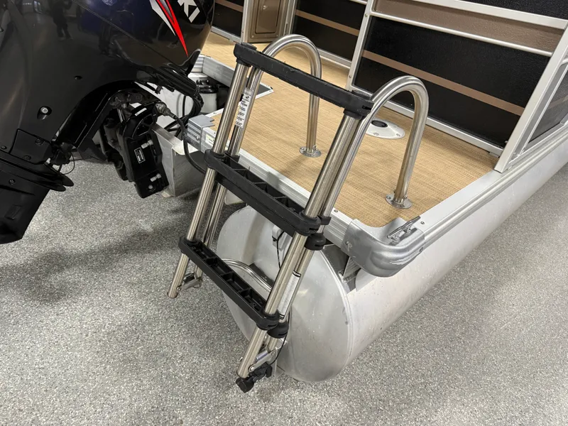 Slide: The Image of Premier 250 ALANTE 2013 - 17