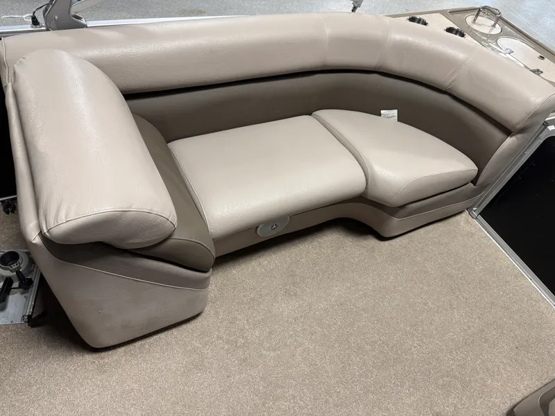 Slide: The Image of Premier 250 ALANTE 2013 - 35