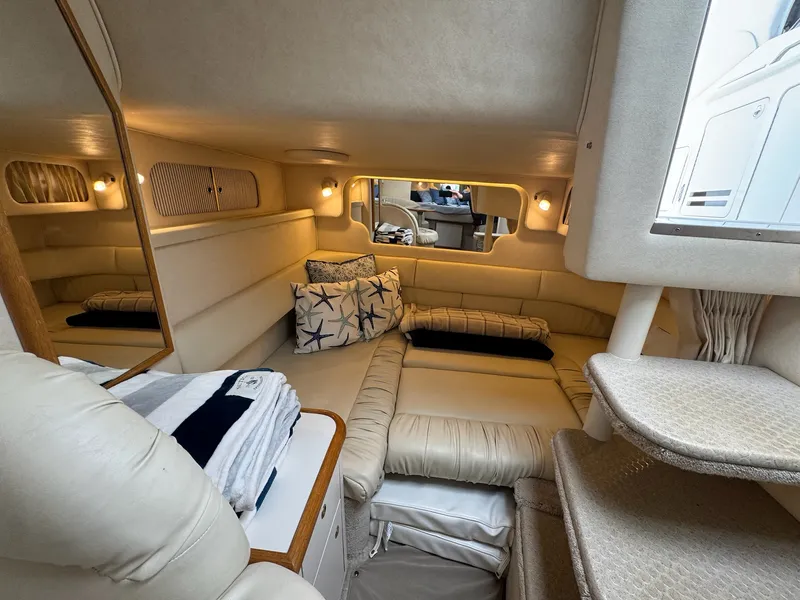 Slide: The Image of Sea Ray 340 Sundancer 2000 - 15