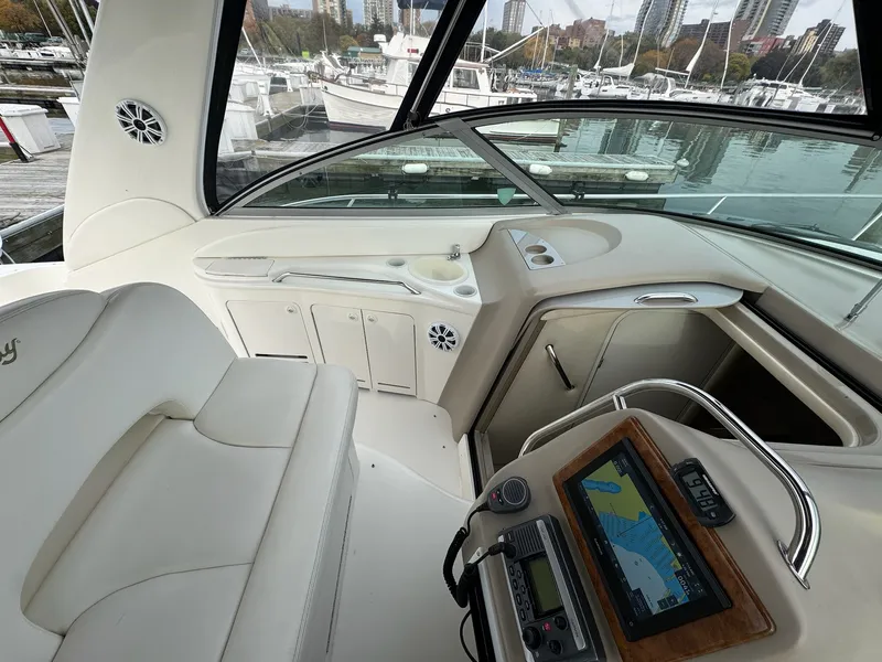Slide: The Image of Sea Ray 340 Sundancer 2000 - 19