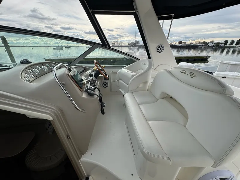 Slide: The Image of Sea Ray 340 Sundancer 2000 - 26