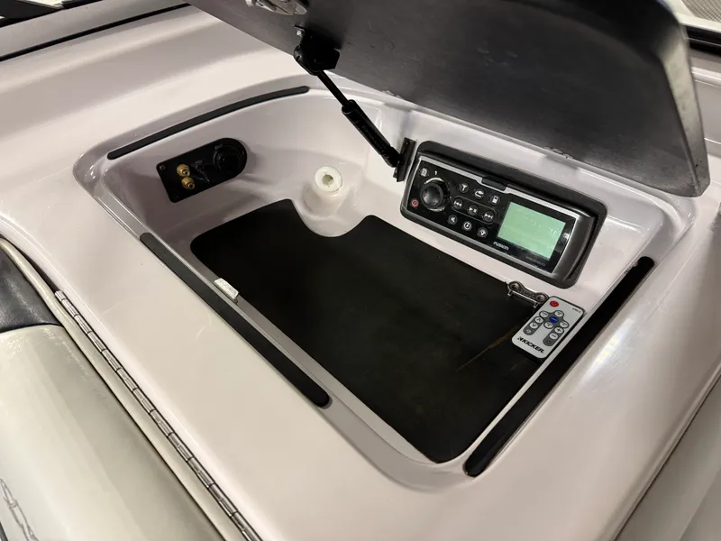 Slide: The Image of Nautique SUPER AIR 226 LIMITED EDITION 2005 - 38