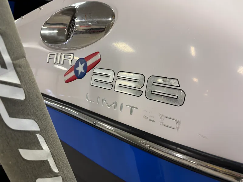 Slide: The Image of Nautique SUPER AIR 226 LIMITED EDITION 2005 - 9