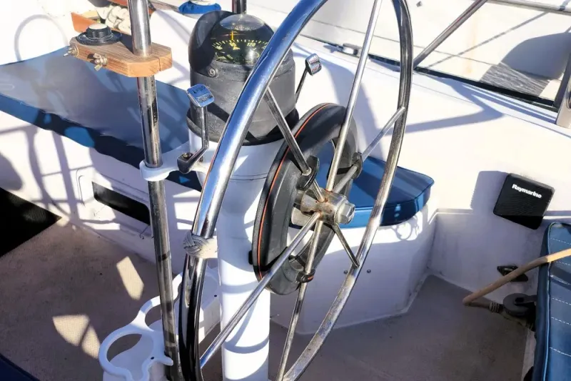 Slide: The Image of Catalina 30 MkII 1987 - 18