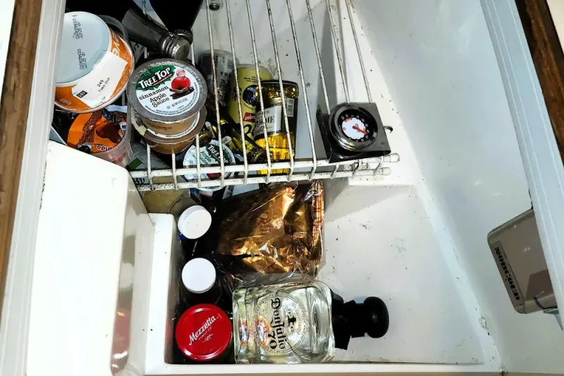 Slide: The Image of Catalina 30 MkII 1987 - 4