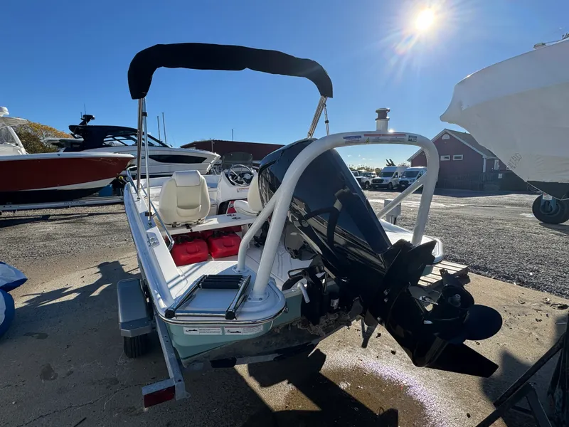 Slide: The Image of Boston Whaler 160 SS 2024 - 10