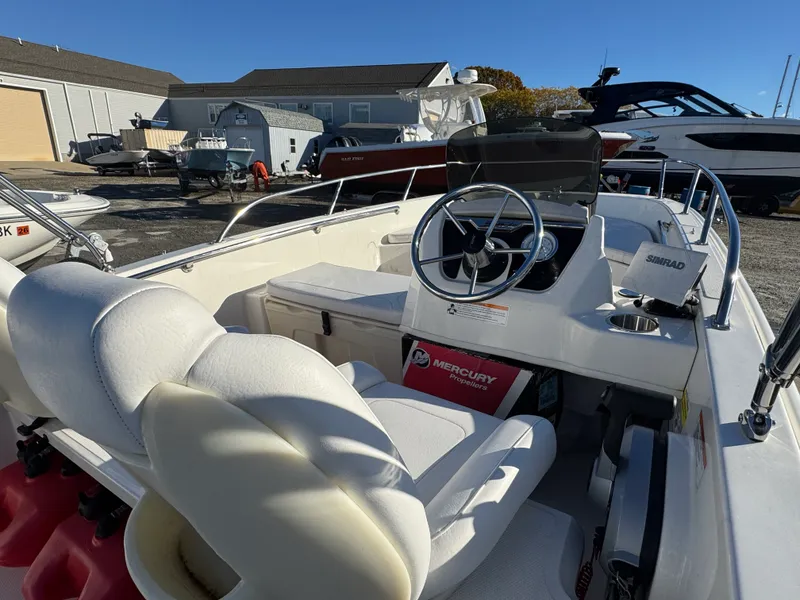 Slide: The Image of Boston Whaler 160 SS 2024 - 8