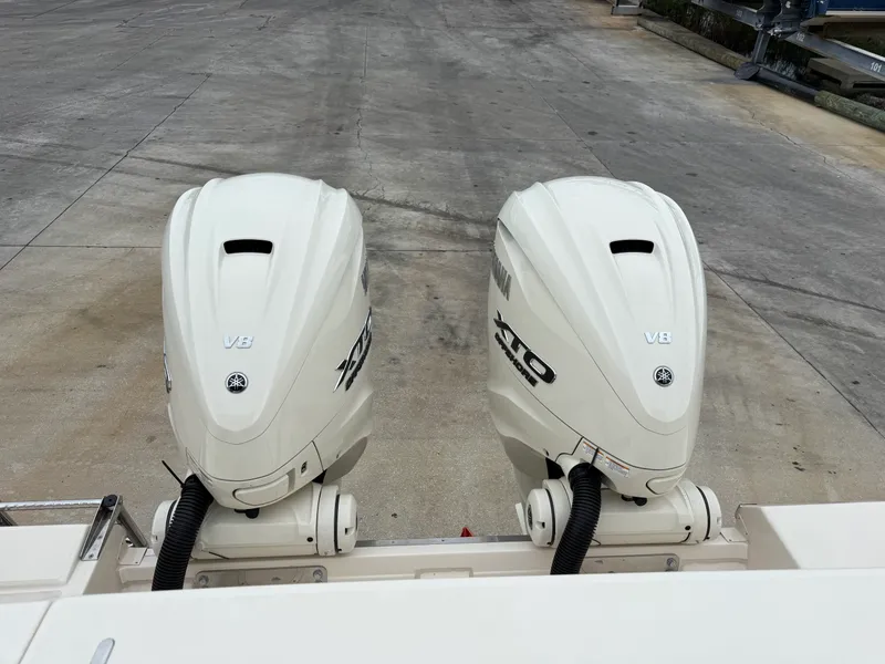 Slide: The Image of Grady-White 330 EXPRESS 2025 - 14