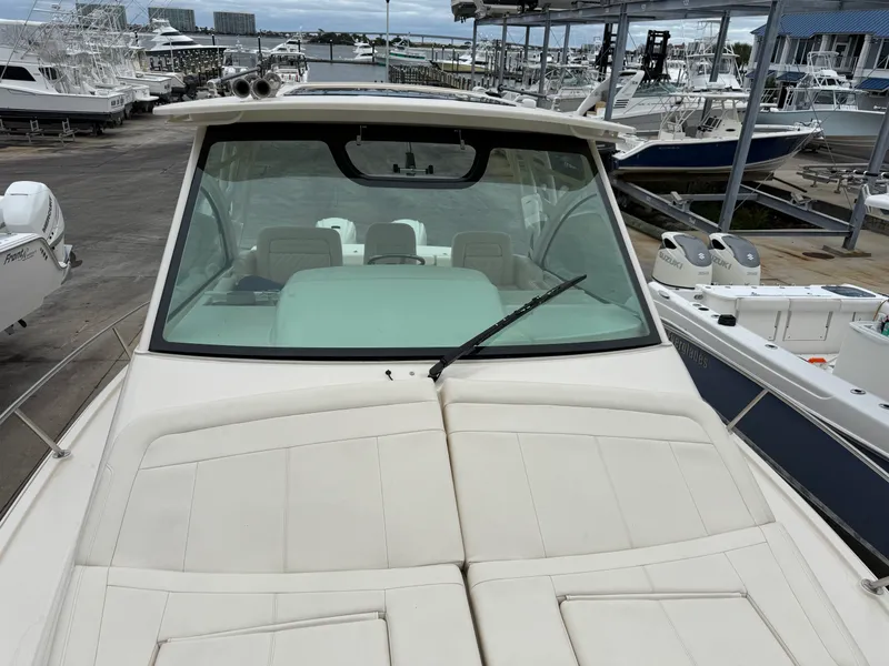 Slide: The Image of Grady-White 330 EXPRESS 2025 - 30