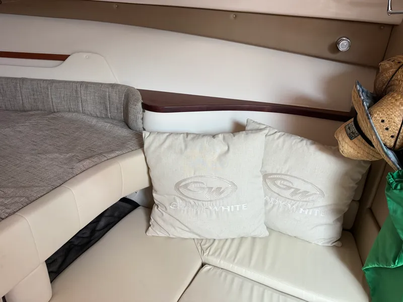 Slide: The Image of Grady-White 330 EXPRESS 2025 - 38