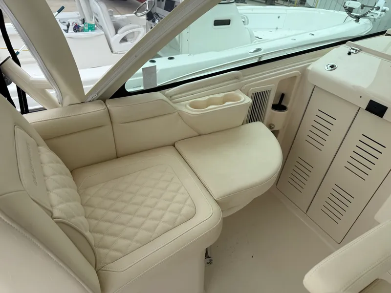 Slide: The Image of Grady-White 330 EXPRESS 2025 - 44