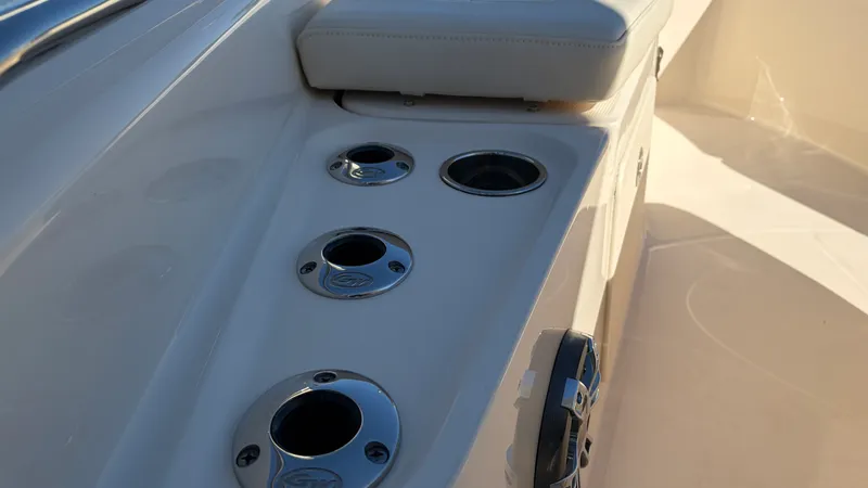 Slide: The Image of Grady-White 251 COASTAL EXPLORER 2022 - 25