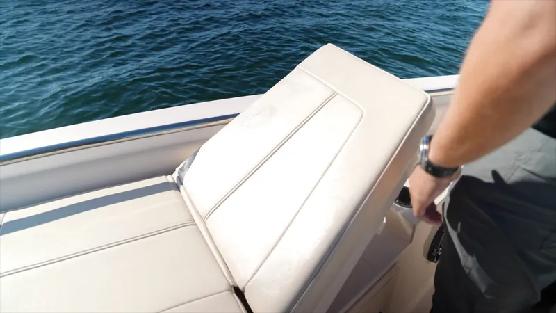 Slide: The Image of Grady-White 251 COASTAL EXPLORER 2022 - 32