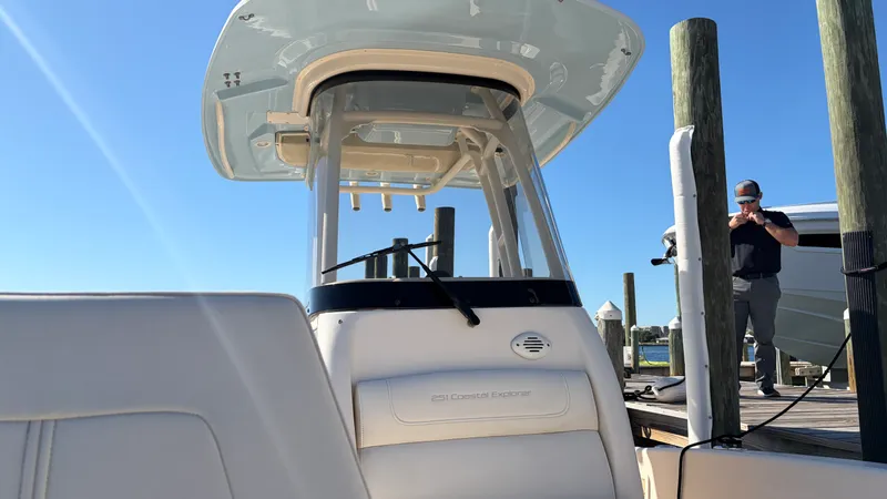 Slide: The Image of Grady-White 251 COASTAL EXPLORER 2022 - 38