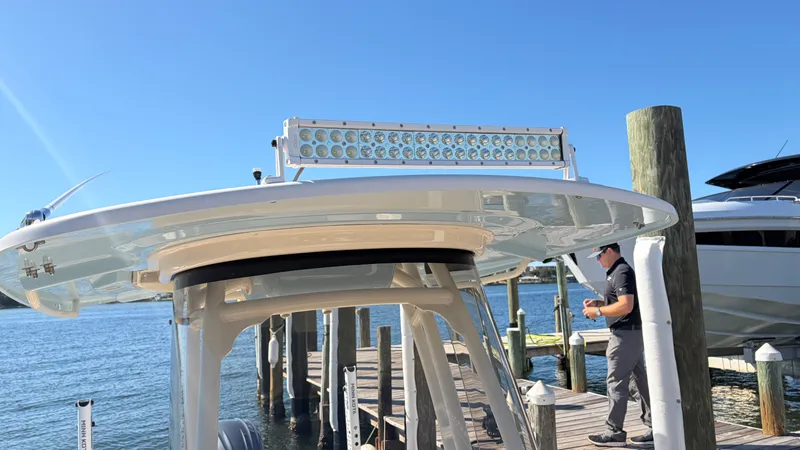 Slide: The Image of Grady-White 251 COASTAL EXPLORER 2022 - 39