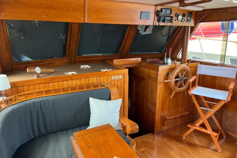 Slide: The Image of DeFever 41 Trawler 1984 - 19