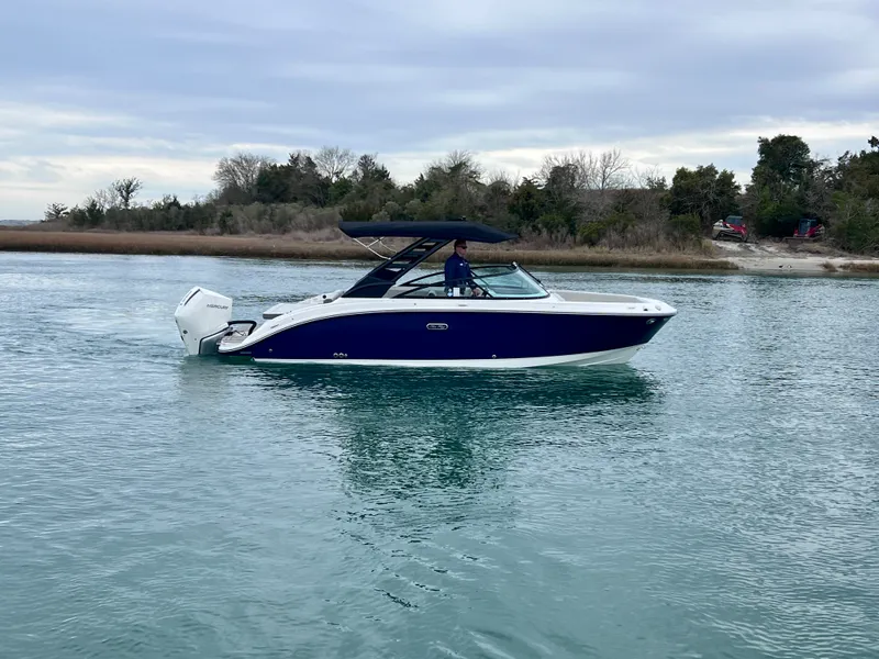Slide: The Image of Sea Ray SDX 250 Outboard 2026 - 1
