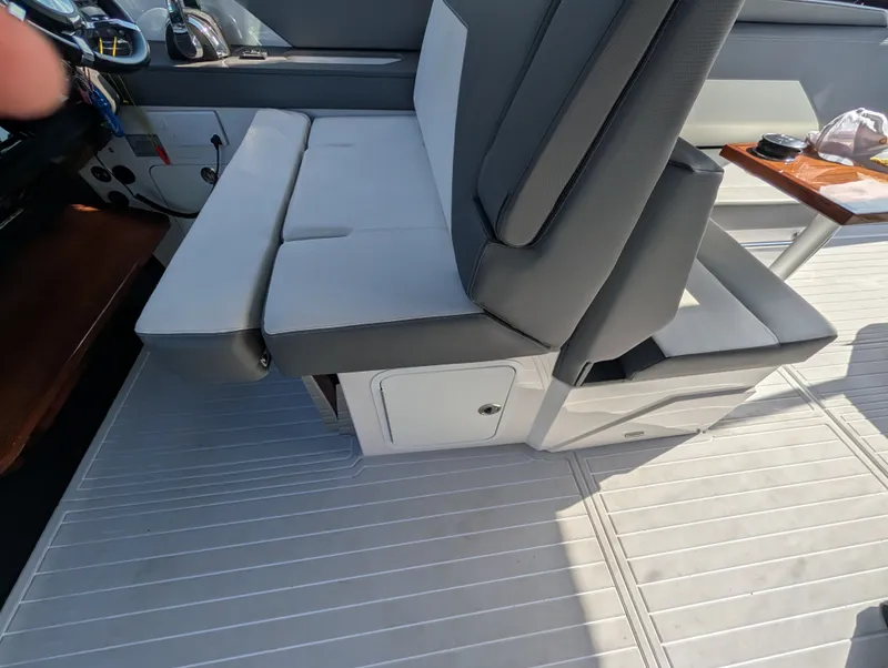 Slide: The Image of Cruisers Yachts 38 GLS 2021 - 22