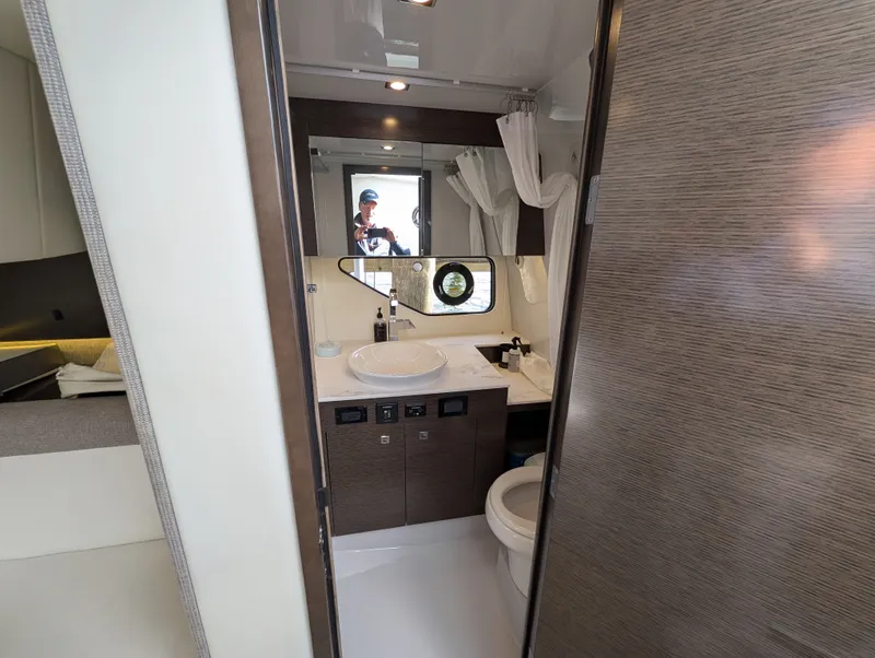 Slide: The Image of Cruisers Yachts 38 GLS 2021 - 48