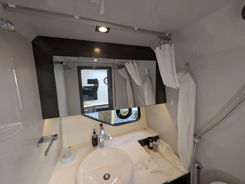 Slide: The Image of Cruisers Yachts 38 GLS 2021 - 50