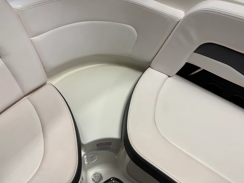 Slide: The Image of Chaparral 246 2019 - 26