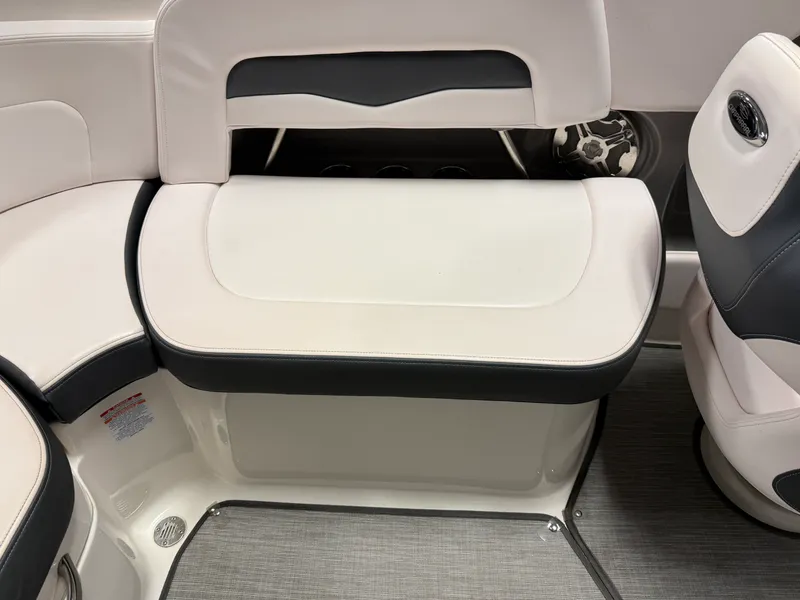 Slide: The Image of Chaparral 246 2019 - 27