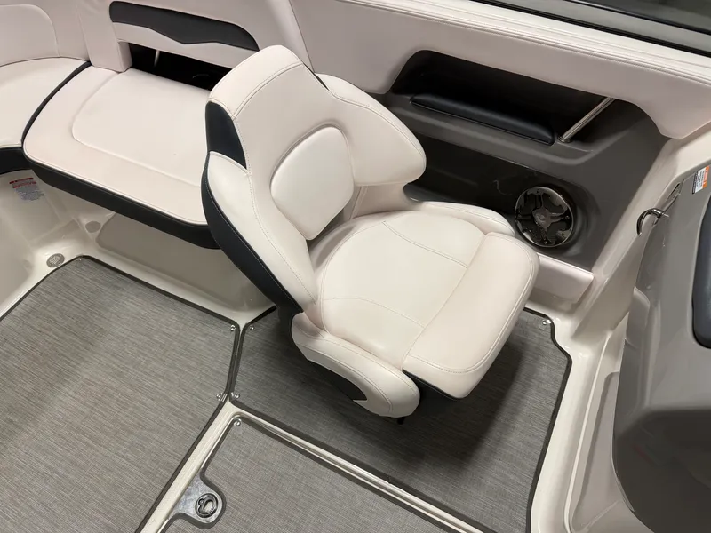 Slide: The Image of Chaparral 246 2019 - 32