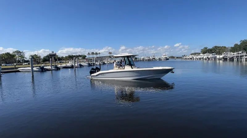 Slide: The Image of Boston Whaler 280 Dauntless 2026 - 2