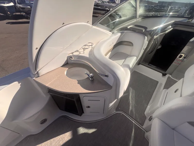 Slide: The Image of Sea Ray 320 Sundancer 2006 - 10