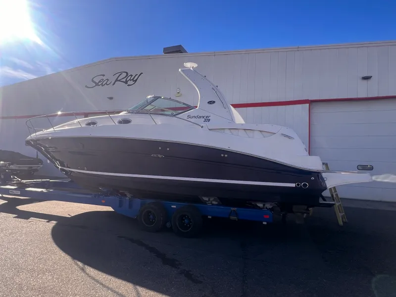 Slide: The Image of Sea Ray 320 Sundancer 2006 - 2