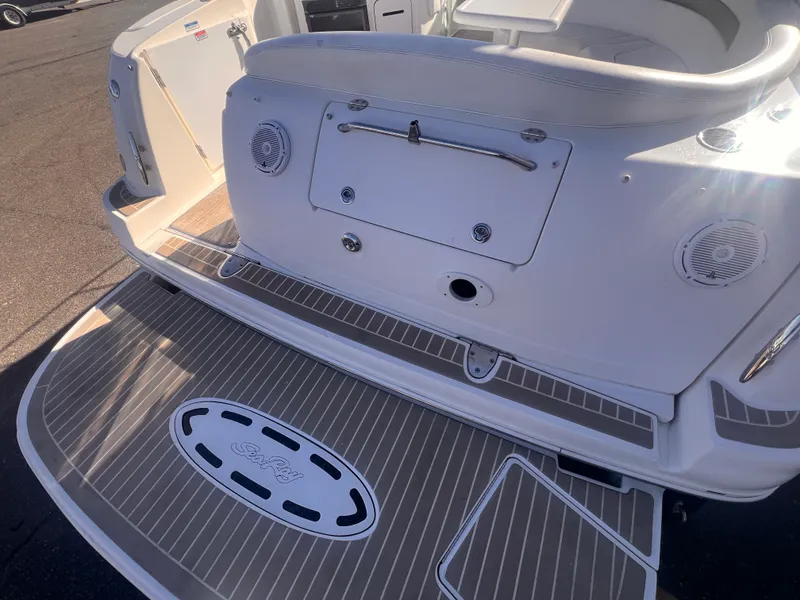 Slide: The Image of Sea Ray 320 Sundancer 2006 - 7