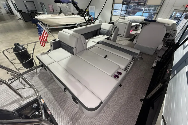 Slide: The Image of Harris Cruiser 250 2026 - 17