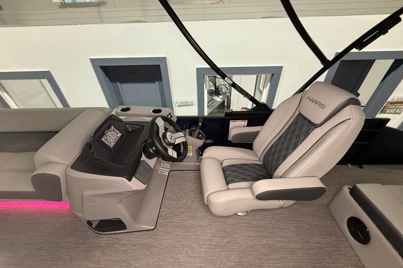 Slide: The Image of Harris Cruiser 250 2026 - 23