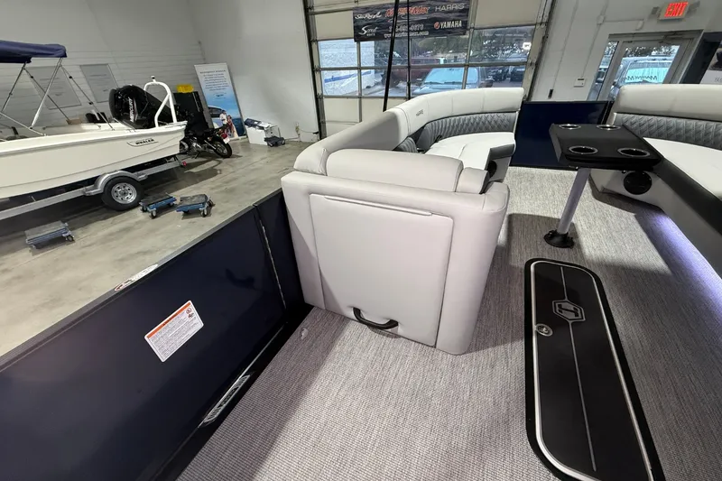 Slide: The Image of Harris Cruiser 250 2026 - 26