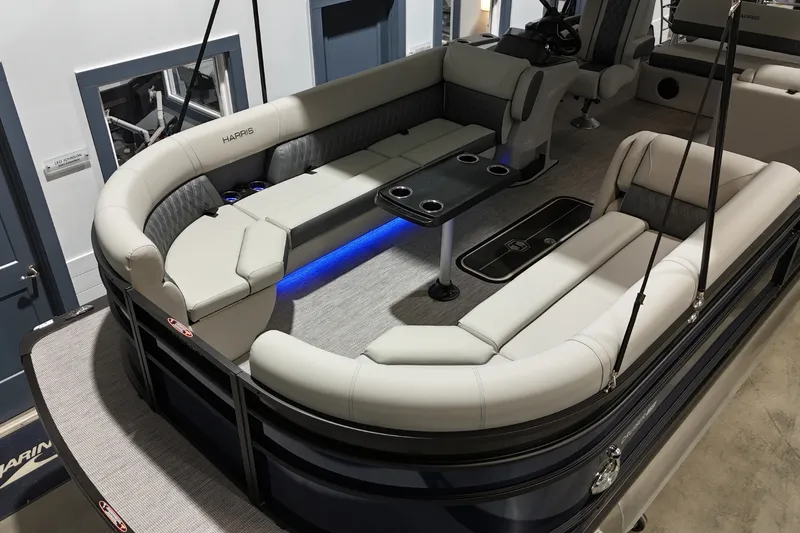 Slide: The Image of Harris Cruiser 250 2026 - 29