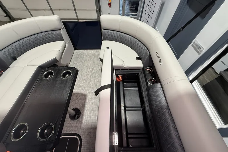 Slide: The Image of Harris Cruiser 250 2026 - 35