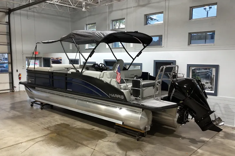 Slide: The Image of Harris Cruiser 250 2026 - 4