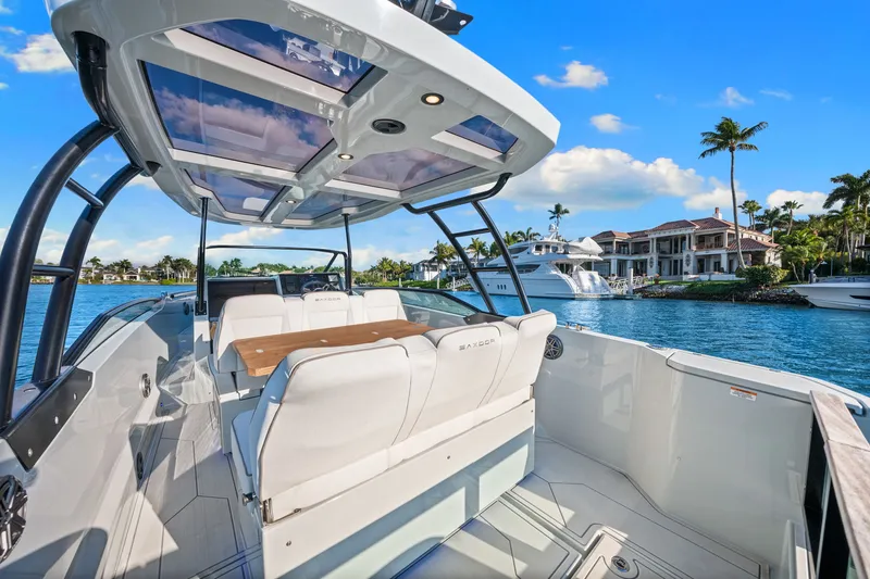 Slide: The Image of Saxdor 270 GTO 2024 - 38