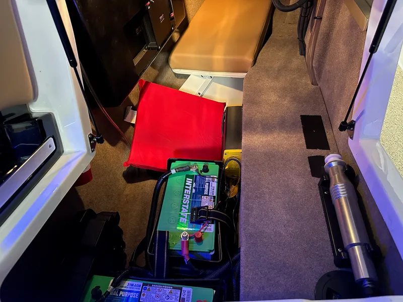 Slide: The Image of Mastercraft X24 2021 - 32