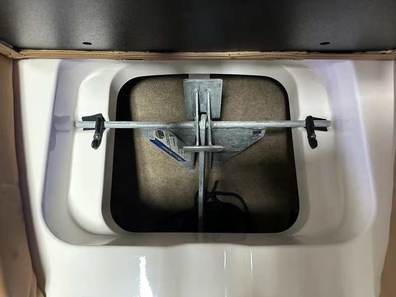 Slide: The Image of Mastercraft X24 2021 - 47