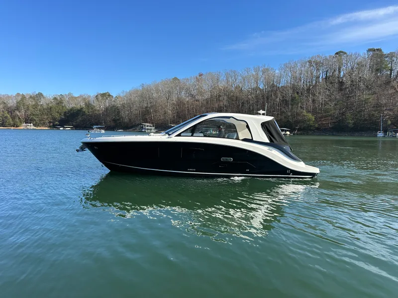 Slide: The Image of Sea Ray Sundancer 370 2026 - 0