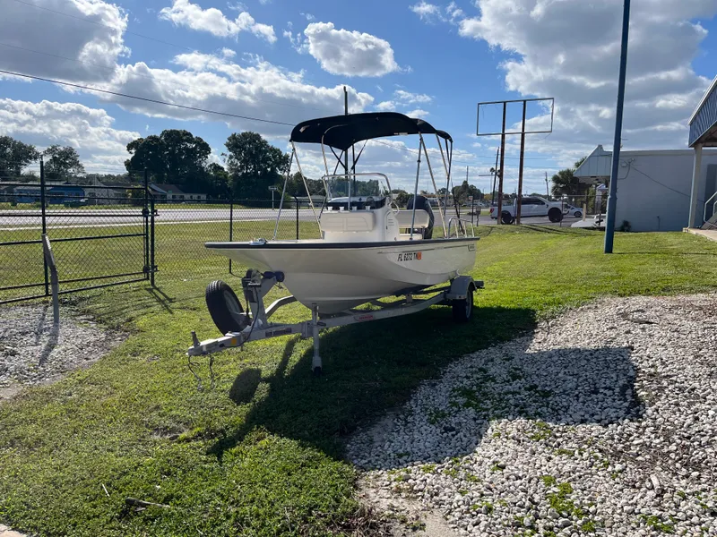 Slide: The Image of Boston Whaler 150 MONTAUK 2023 - 0