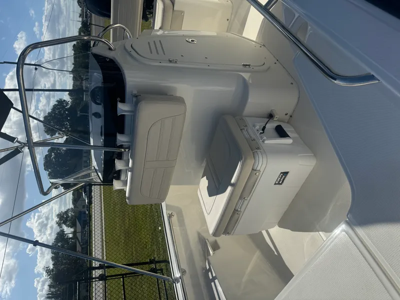 Slide: The Image of Boston Whaler 150 MONTAUK 2023 - 11