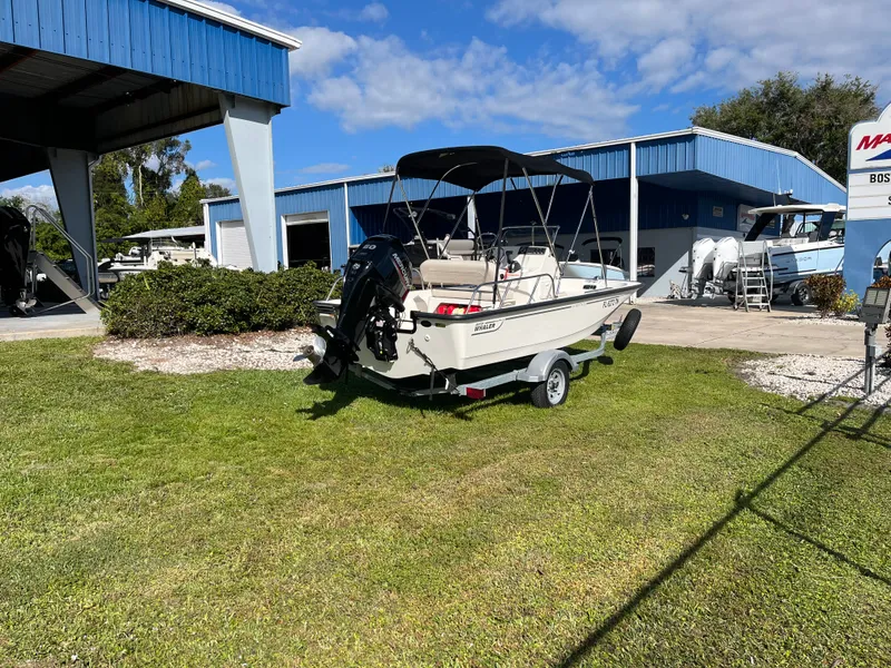 Slide: The Image of Boston Whaler 150 MONTAUK 2023 - 2