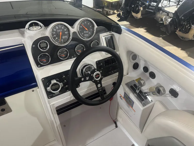 Slide: The Image of Donzi 27 ZR 2008 - 11