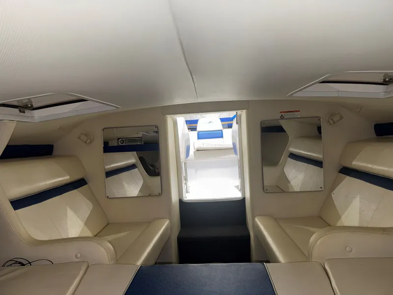 Slide: The Image of Donzi 27 ZR 2008 - 14