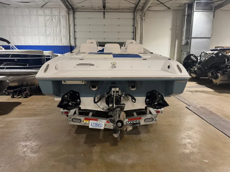 Slide: The Image of Donzi 27 ZR 2008 - 18