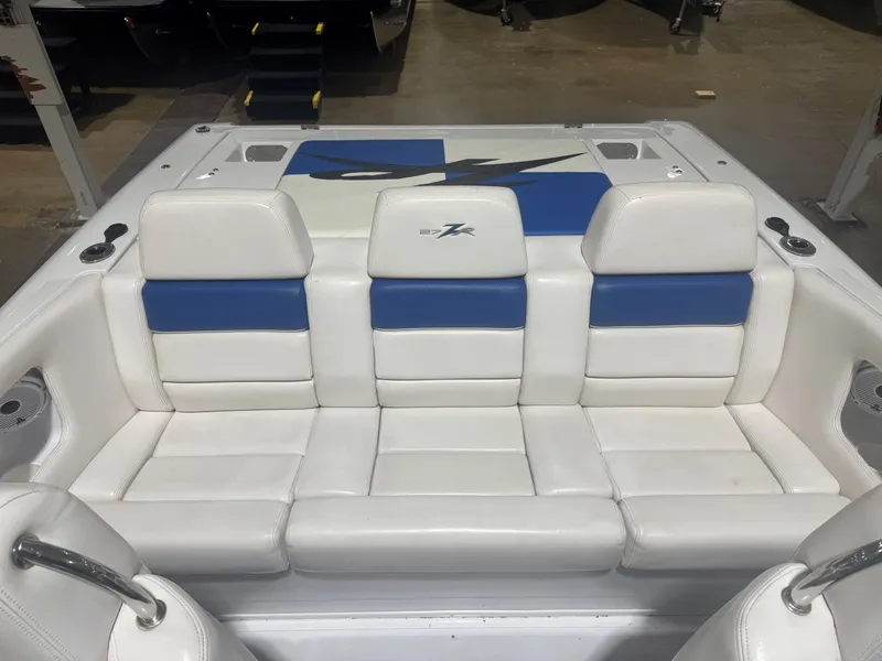 Slide: The Image of Donzi 27 ZR 2008 - 5