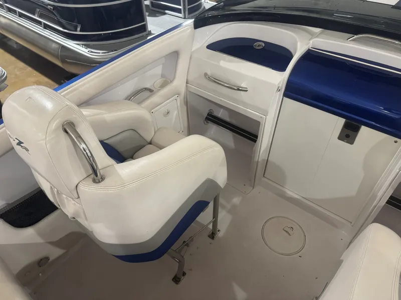 Slide: The Image of Donzi 27 ZR 2008 - 7